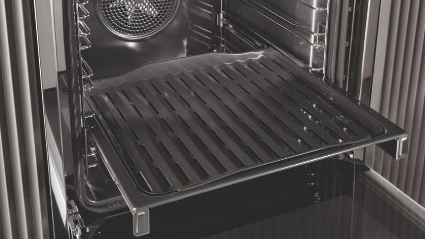 Trouba Miele H 7165 B černá Trouba Miele H 7165 B černá