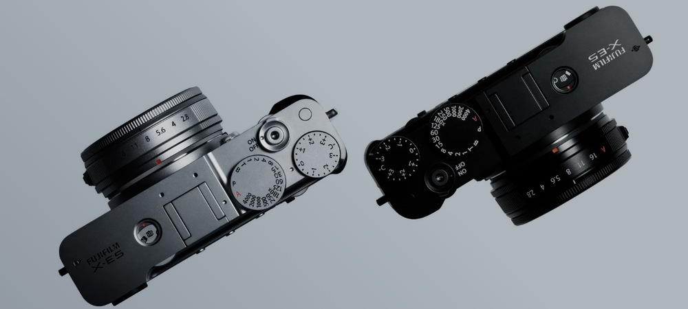 Fotoaparát FUJIFILM X-E5 kombinuje prémiové kovové tělo, elegantní design a rychlý přístup k filmovým profilům.