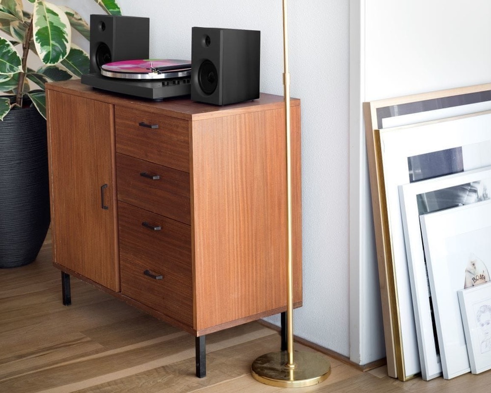 Gramofon Crosley T150, černá