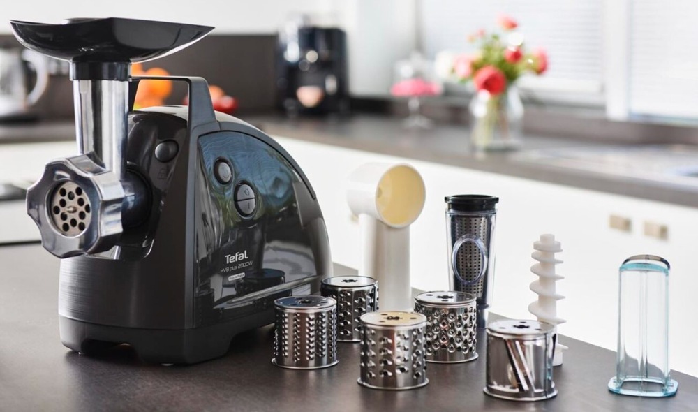 Mlýnek na maso Tefal NE685838 HV8 Plus černý/nerez Mlýnek na maso Tefal NE685838 HV8 Plus černý/nerez