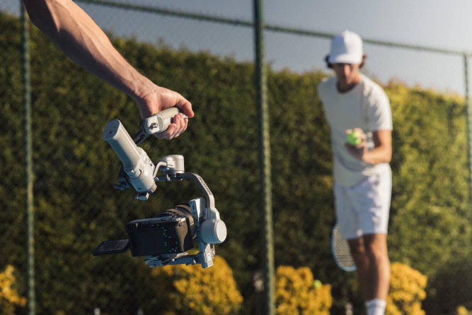 Stabilizátor DJI RS 4 Mini Combo bílý