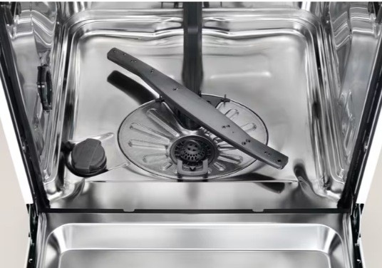 Vnitřek myčky Electrolux EES47300IX