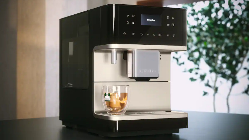 Automatický kávovar Miele CM 6360 bílý