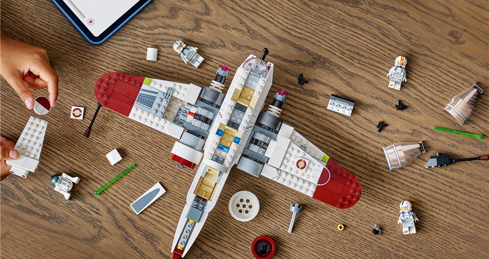 Stavebnice LEGO® Star Wars™ 75402 ARC-170 Starfighter™ Stavebnice s 497 dílky nabízí zábavné stavění, hraní i výrazný model, který se neztratí na výstavce.
