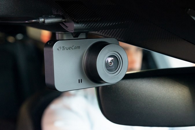 Autokamera TrueCam M7 GPS Dual (s hlášením radarů) černá Autokamera TrueCam M7 GPS Dual (s hlášením radarů) černá
