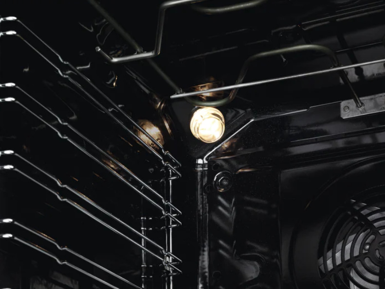 Trouba Electrolux EOF3H70V bílá