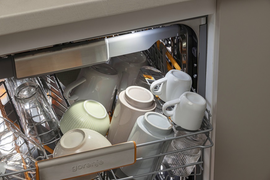 Vestavná myčka Gorenje GV663A65, LED osvětlení