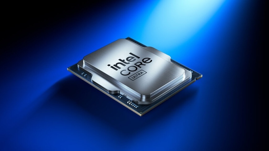 Procesor Intel Core Ultra 5 250K Plus samostatně na modrém podkladu