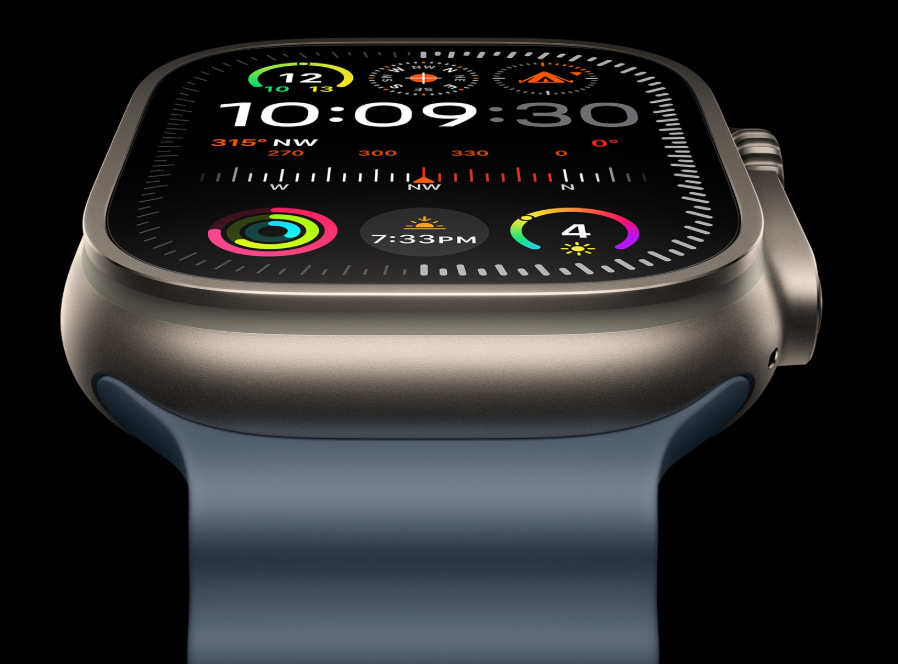 Chytré hodinky Apple Watch Ultra 3 GPS + Cellular 49mm černý titan - černý oceánský řemínek Chytré hodinky Apple Watch Ultra 3 GPS + Cellular 49mm černý titan - černý oceánský řemínek