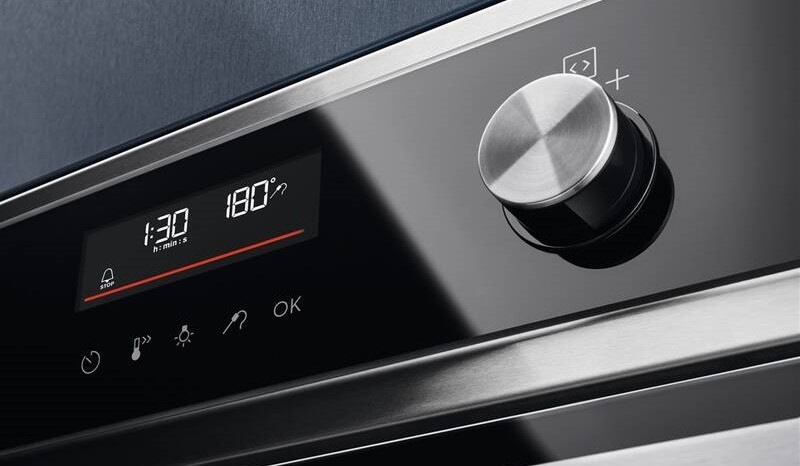 Trouba Electrolux 700 PRO EOC6H76X nerez/ocel Trouba Electrolux 700 PRO EOC6H76X nerez/ocel