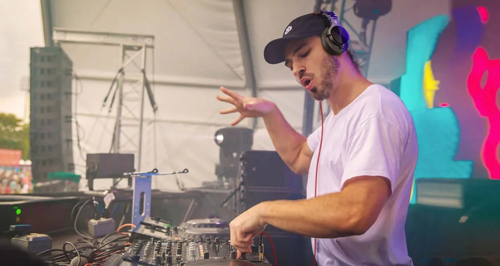Sluchátka OneOdio Fusion A71 DJ černá/červená OneOdio Fusion A71 DJ, černá/červená