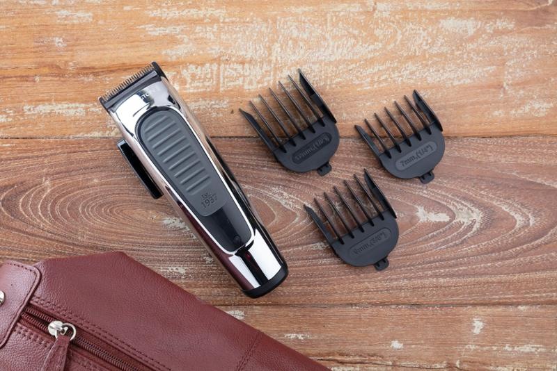 Zastřihovač vlasů Remington HC450 StylistClassic Ed Hair Clipper černý/stříbrný Zastřihovač vlasů Remington HC450 StylistClassic Ed Hair Clipper černý/stříbrný
