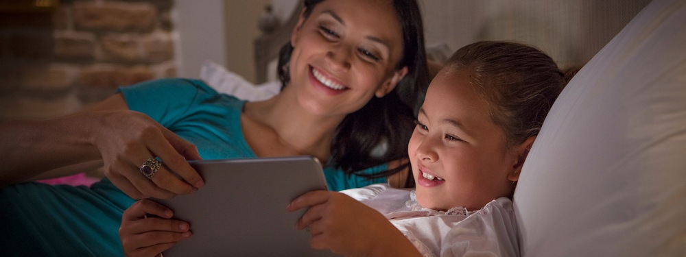 Tvrzené sklo InvisibleSHIELD na Apple iPad 10,2" (2019/2020)