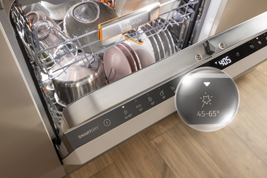Vestavná myčka Gorenje GV663B66, Automatický program pro úsporné mytí