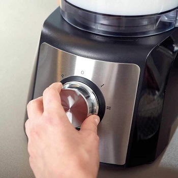Kuchyňský robot Black+Decker BXFPA1200E černý