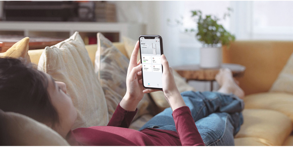 Wi-Fi extender Mercusys ME80X AX3000 bílý Wi-Fi extender Mercusys ME80X AX3000 bílý