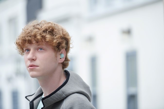 Sluchátka Sony WF-C500, výdrž až 20 hodin