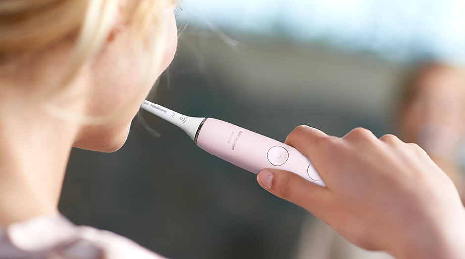 Zubní kartáček Philips Sonicare 9000 DiamondClean HX9911/21 růžový Zubní kartáček Philips Sonicare 9000 DiamondClean HX9911/21 růžový