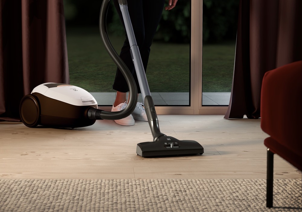 Podlahový vysavač Electrolux Pure D8.2 PD82-ALRG bílý