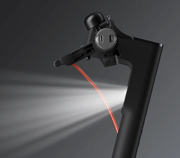 Elektrická koloběžka Xiaomi 4 PRO 2nd Gen černá