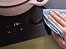 Indukční varná deska s odsáváním Miele KMDA 7633 FL černá Indukční varná deska s odsáváním Miele KMDA 7633 FL černá