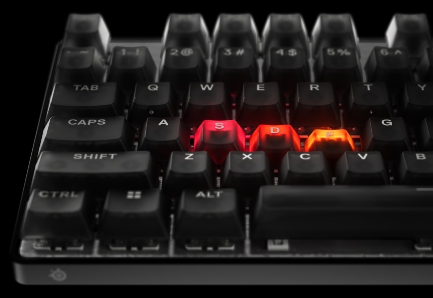 Klávesnice SteelSeries Apex Pro TKL Gen 3 Steel - CZ černá Detail kláves Apex Pro TKL Gen 3 Steel se zvýrazněnými klávesami a šipkami mezi nimi