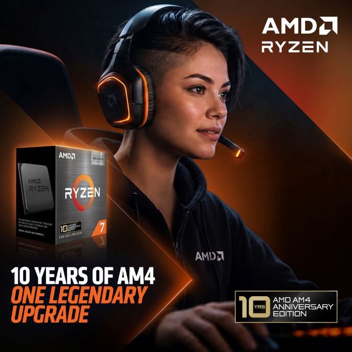 Procesor AMD Ryzen 7 5800X3D Anniversary Edition AMD Ryzen 7 5800X3D 10th Anniversary Edition reklamní vizuál s balením procesoru a hráčkou s herními sluchátky.