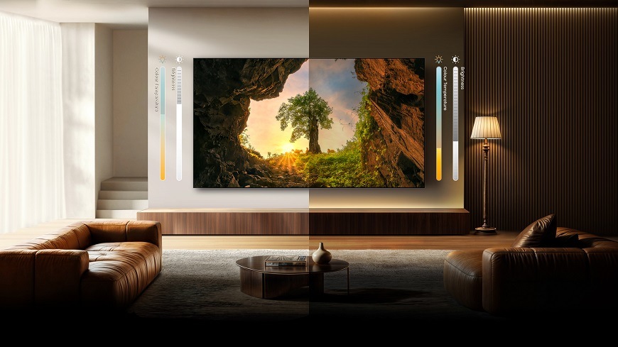 SMART TV Hisense 100U8Q, adaptivní světelný senzor automaticky přizpůsobí jas přesně podle aktuálních světelných podmínek