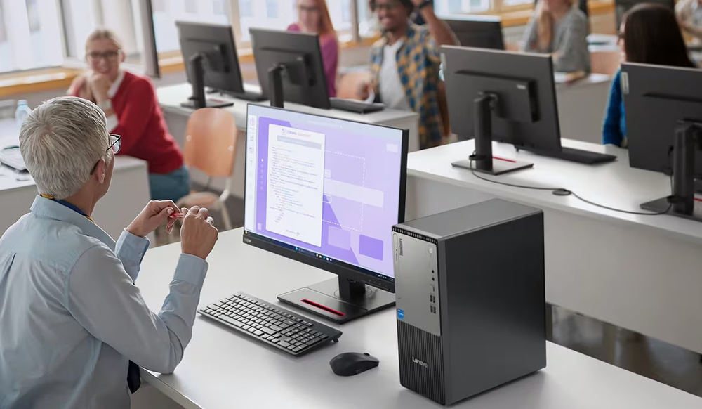 Stolní počítač Lenovo ThinkCentre neo 50t Gen 5 černý Stolní počítač Lenovo ThinkCentre neo 50t Gen 5 černý