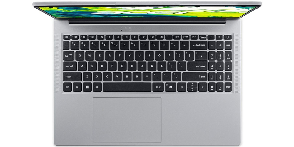 Na 15,6" displeji s Full HD rozlišením uvidíte každý detail ve vysoké kvalitě