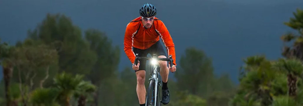 Cyklopočítač s GPS Garmin EDGE 520 Plus černá