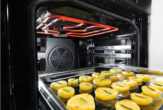 Trouba Gorenje Superior BCS798S24X PureSteam černá/nerez Kombinovaná parní trouba Gorenje Superior BCS798S24X PureSteam, PerfectGrill topné těleso