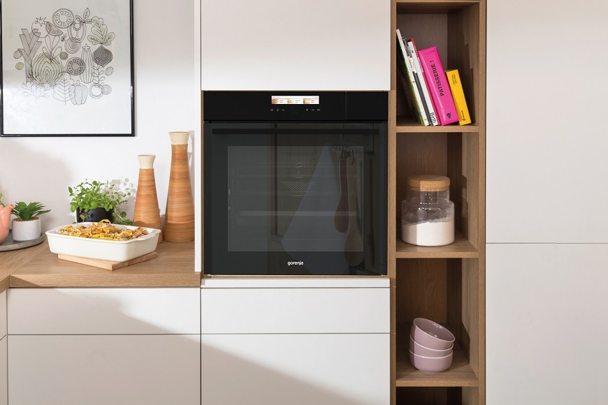 Trouba Gorenje Black Line BCS798S24BG černá Vestavná trouba s párou Gorenje BCS798S24BG, černá