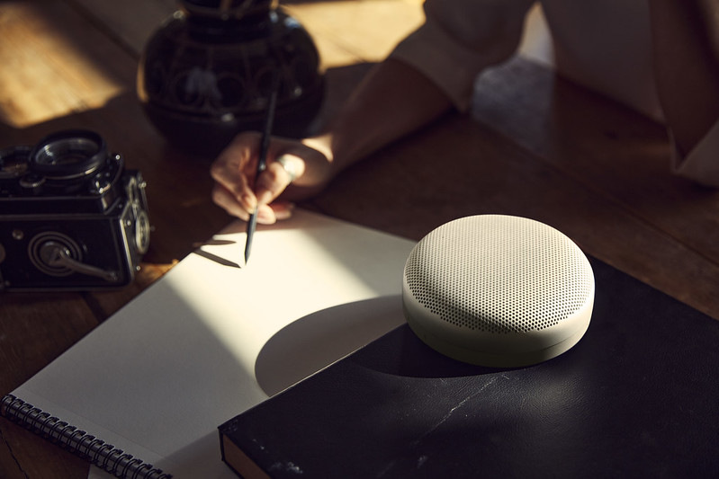 Přenosný reproduktor Bang & Olufsen Beosound A1 (2nd Gen) černý