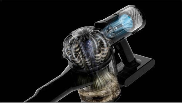 Tyčový vysavač Dyson V7 Advanced stříbrný