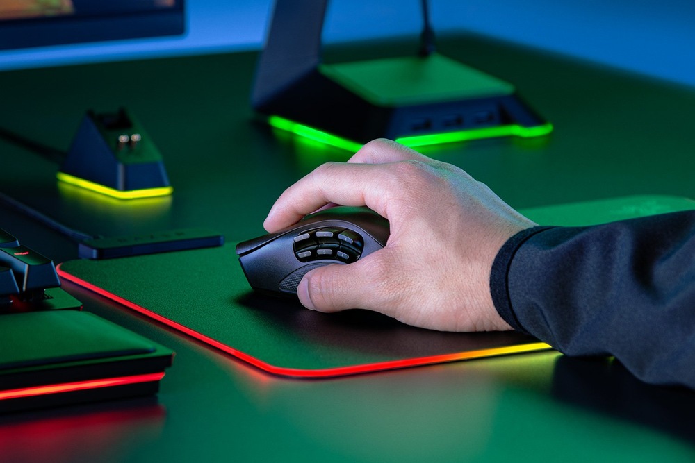 Myš Razer Naga Pro černá Razer Naga Pro