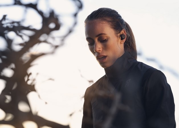 Sluchátka Bang & Olufsen Beoplay E8 Sport modrá Sluchátka Bang & Olufsen Beoplay E8 Sport modrá