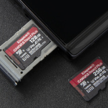 Paměťová karta Kingston Canvas React Plus MicroSDXC 128GB UHS-II U3 (285R/165W) + adaptér + čtečka Paměťová karta Kingston Canvas React Plus MicroSDXC 128GB UHS-II U3 (285R/165W) + adaptér + čtečka