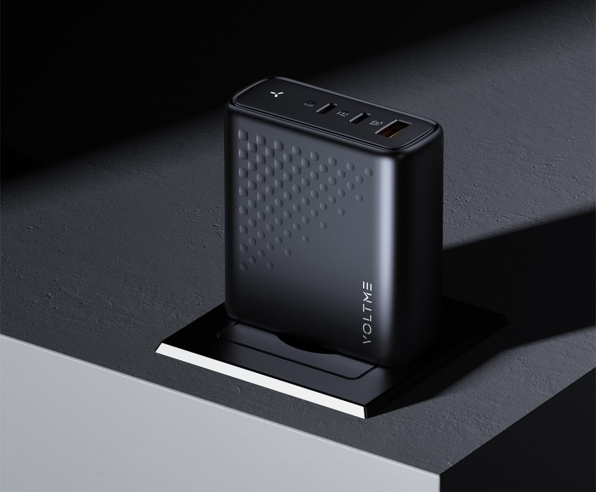Nabíječka do sítě Voltme Revo 140 2xUSB-C, 1xUSB-A 140W - černá