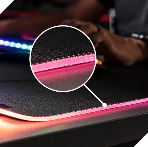 Podložka pod myš HyperX Pulsefire Mat RGB - XL (90 x 42 cm) černá Podložka pod myš HyperX Pulsefire Mat RGB - XL (90 x 42 cm) černá