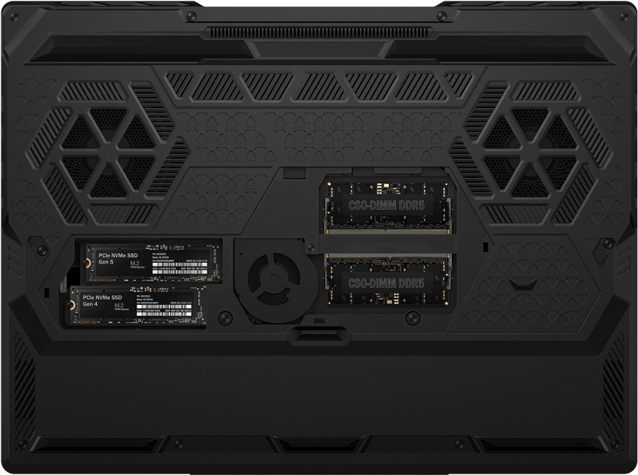 Notebook MSI Raider 16 Max HX B2WH-244CZ černý Spodní strana notebooku MSI Raider 16 Max HX B2W s odkrytými sloty pro paměti DDR5, dvěma SSD M.2 a efektivním chladicím systémem