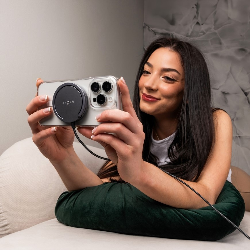 Bezdrátová nabíječka FIXED MagPad Pro, s MagSafe, Qi2 certifikací a stojánkem, 15W šedá Bezdrátová nabíječka FIXED MagPad Pro, s MagSafe, Qi2 certifikací a stojánkem, 15W - šedá