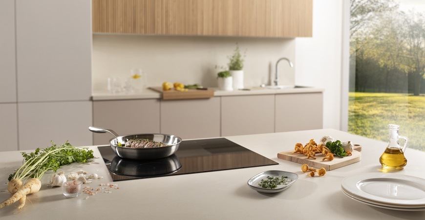 Indukční varná deska Gorenje GI6442BSCE, v domácnosti