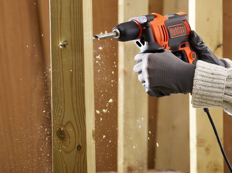 Vrtačka Black-Decker BEH710K-QS