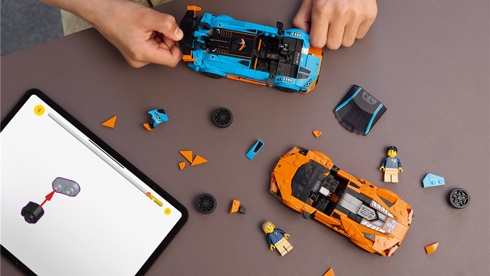 Stavebnice LEGO® Speed Champions 77238 Lamborghini Revuelto a Huracán STO Oba modely Lamborghini můžete po závodech vystavit vedle sebe nebo sbírku rozšířit o další vozy.