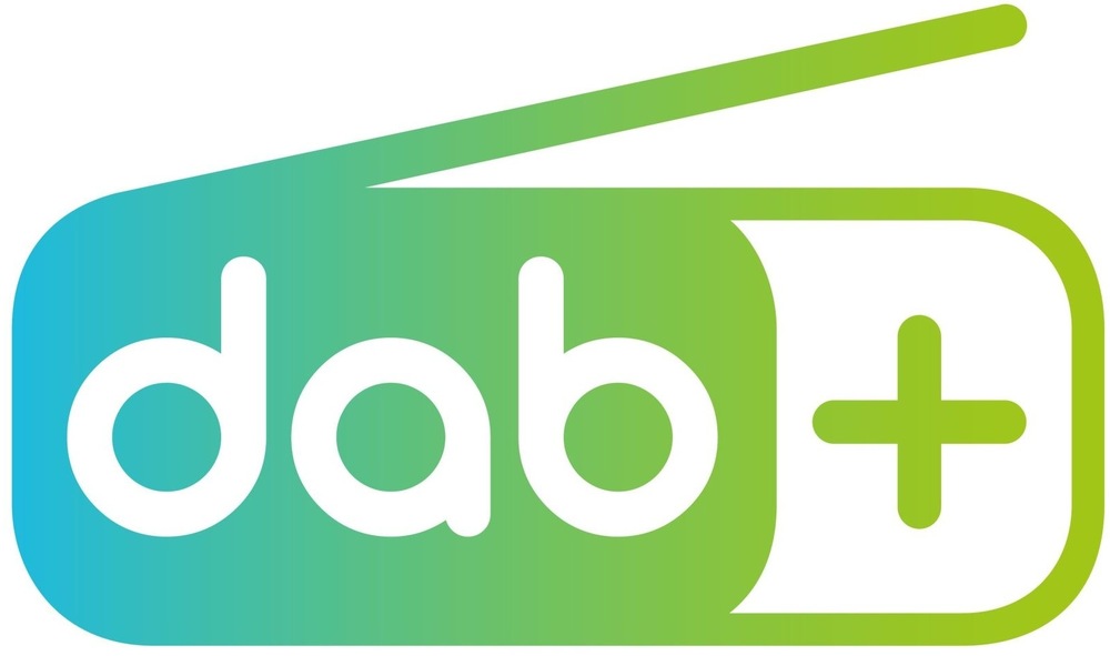 Internetový radiopřijímač s DAB+ Majority Fitzwilliam 2 stříbrný Logo standardu DAB+ pro digitální rozhlasové vysílání.