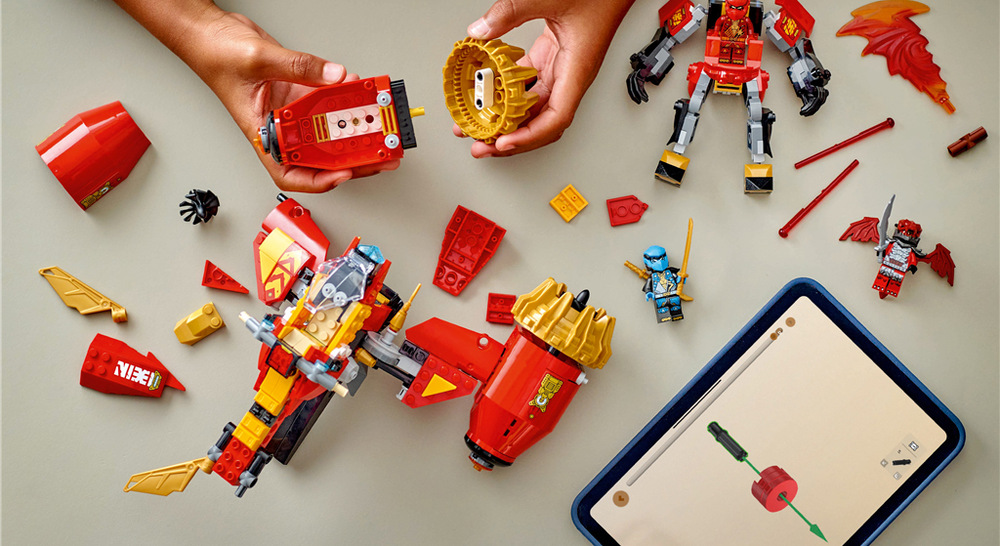 Stavebnice LEGO® NINJAGO® 71830 Kaiův bouřný jezdec a robot Kombinované vozidlo z 333 dílků lze rozdělit a sestavovat s pomocí aplikace Builder.