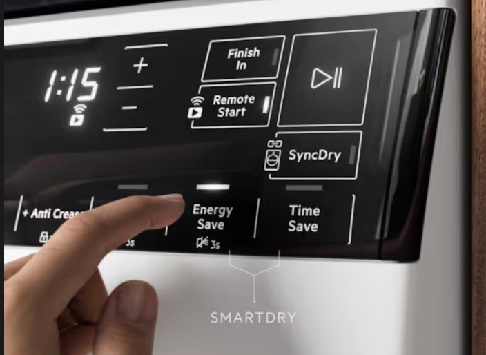 Sušička prádla AEG AbsoluteCare® Pro 9000X TR9586C1C bílá Ovládací panel s funkcí SmartDry.