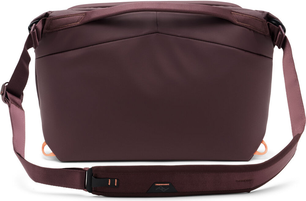 Brašna Peak Design Everyday Sling 10L (v2) vínová Brašna Peak Design Everyday Sling 10L (v2) vínová
