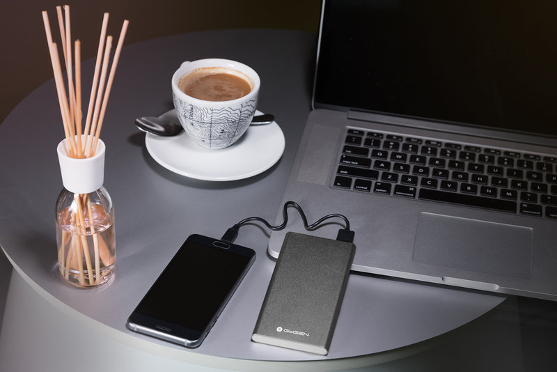 Powerbanka GoGEN 5000 mAh, Lightning šedá Powerbanka GoGEN 5000 mAh, Lightning šedá